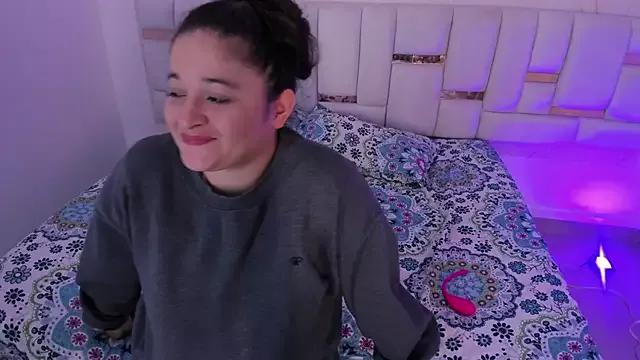 AzucenaBigAss from StripChat is Freechat