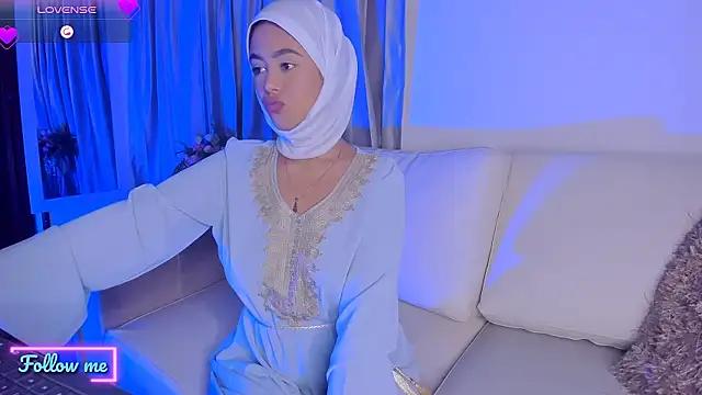 azzahara069 from StripChat