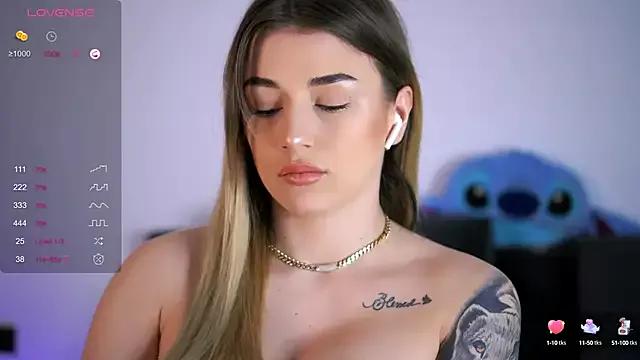 Dirty chat webcam: explore liveshows with versed models, from laying bare to fetishes, in a variety of sexy free adult webcams.