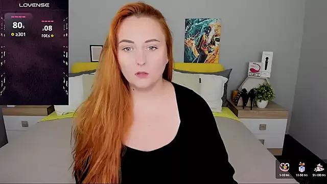 BabeLessi from StripChat