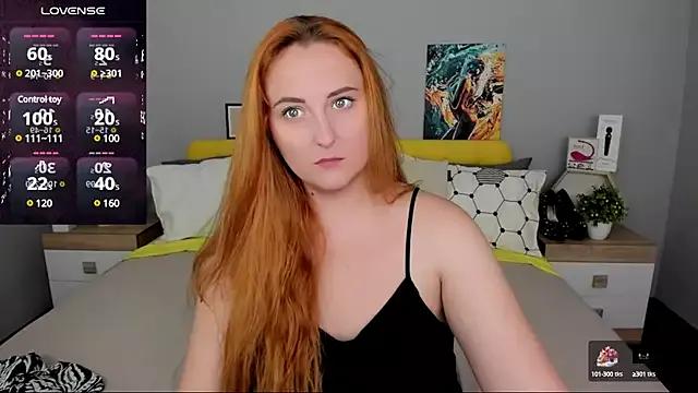 BabeLessi from StripChat