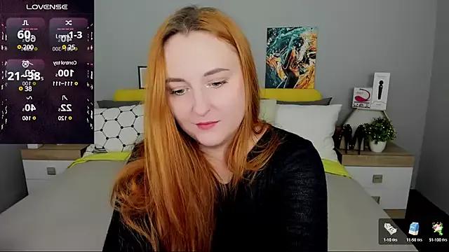 BabeLessi from StripChat