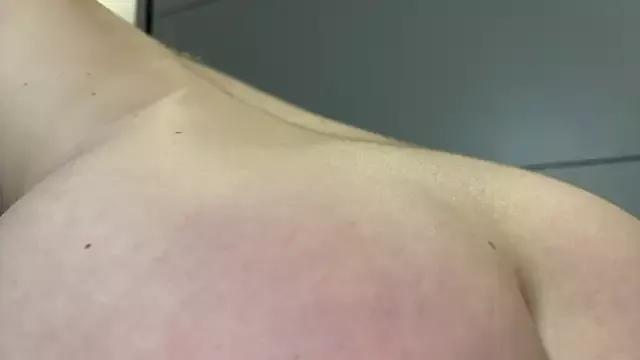 Babemonsterr from StripChat is Freechat