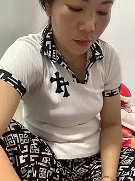 Baby-bigtits from StripChat