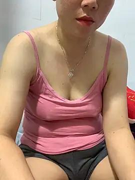 Baby-bigtits from StripChat
