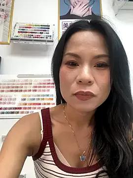 Baby-mmm from StripChat is Freechat