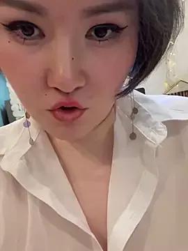 Baby-youyou from StripChat