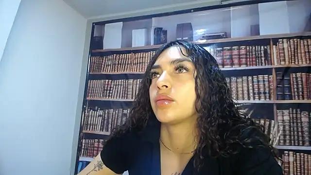 Baby_collins_ from StripChat