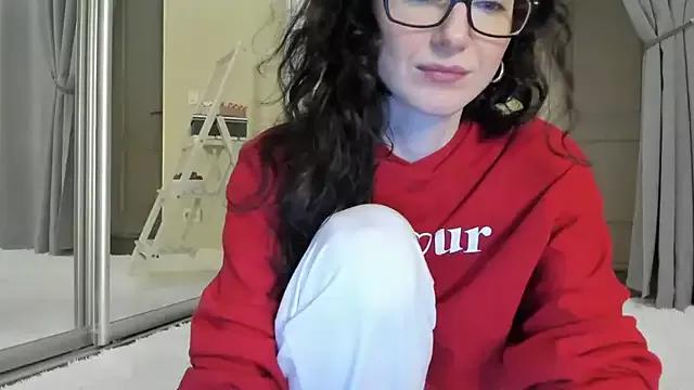 Baby_Jewel from StripChat