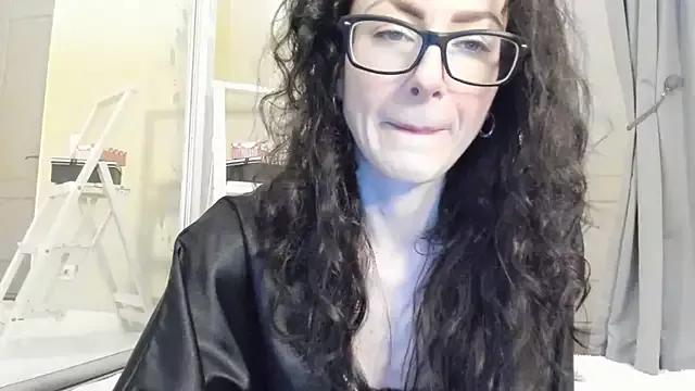 Baby_Jewel from StripChat