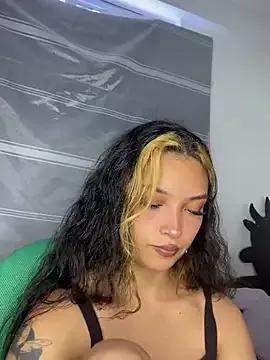 baby_lizy from StripChat