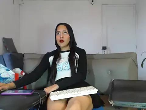 baby_princess_18 from StripChat