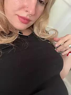BabyCalipornia from StripChat