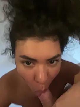 babydrippp from StripChat