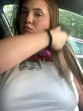 babyizzie from StripChat