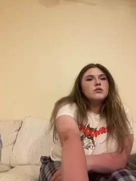 babyizzie from StripChat