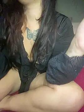 babyluzzy from StripChat