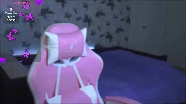 babymeelll from StripChat