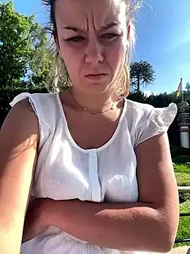 BabyNila from StripChat