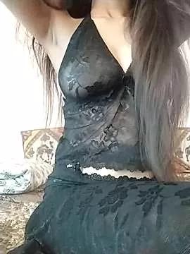 babyqueen001 from StripChat