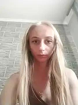 babyXlove from StripChat is Freechat