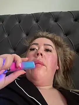 BadBitchClaudia from StripChat