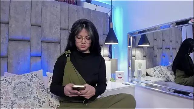 BadBunnyx7 from StripChat