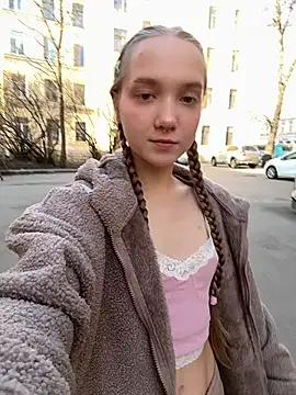 bambi_lu from StripChat