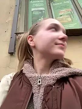 bambi_lu from StripChat