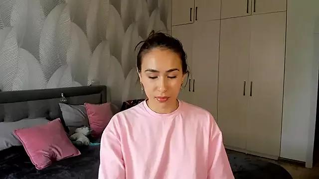 Bambiii_bby from StripChat