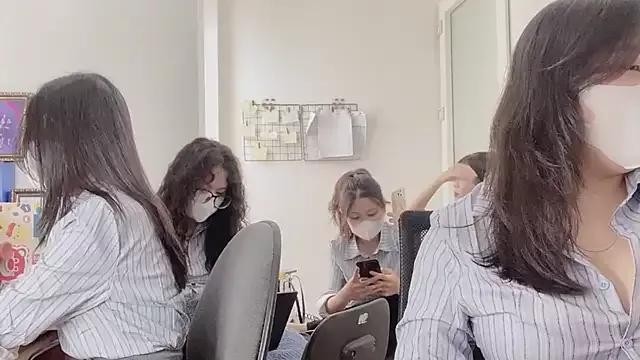 Bamboo_Swetie from StripChat