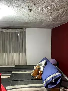 bamby_safre from StripChat is Freechat