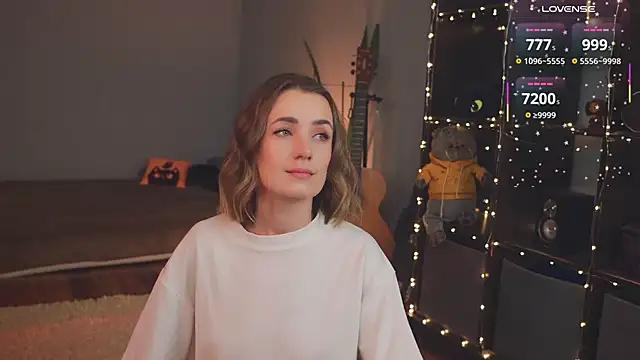 bananya_kitty from StripChat