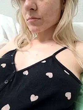 Photos of Bantjuli666 from StripChat is Freechat