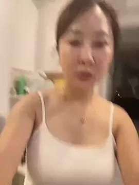 BaoBao-168 from StripChat