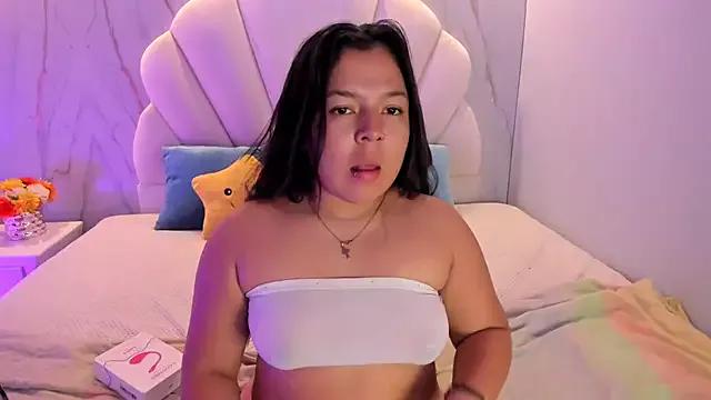 Barbara_honey from StripChat
