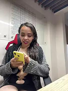 BarbaraLeython from StripChat