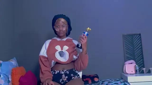 BarbieDoll21 from StripChat is Freechat