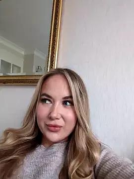 BarbieDolly_x from StripChat