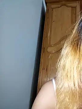 barbieelove from StripChat