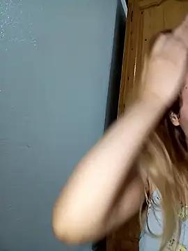 barbieelove from StripChat