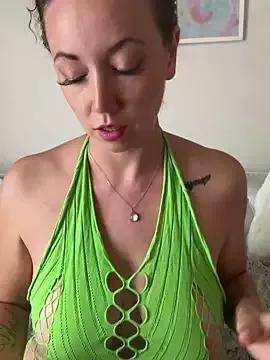 BarbieKarly from StripChat