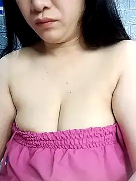 Basabetnga from StripChat