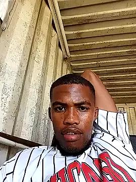 Basslanie webcams show profile image 