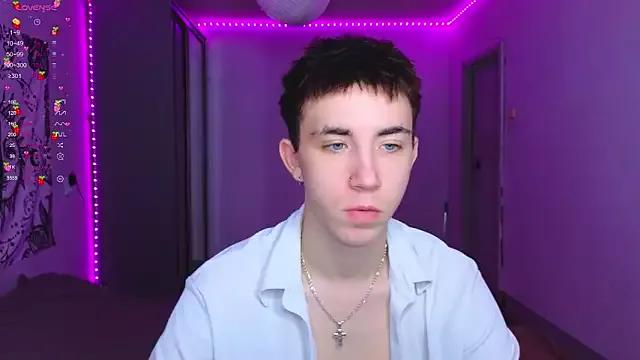 batarol0 from StripChat