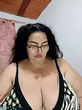BBW_CandyPlumQueen from StripChat