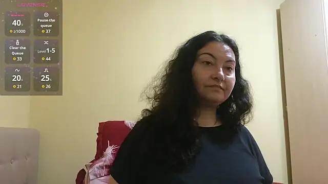 BBW_MILF_4U from StripChat