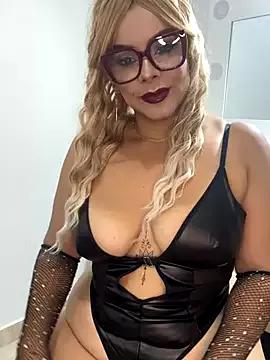 BBWCami_ from StripChat is Freechat