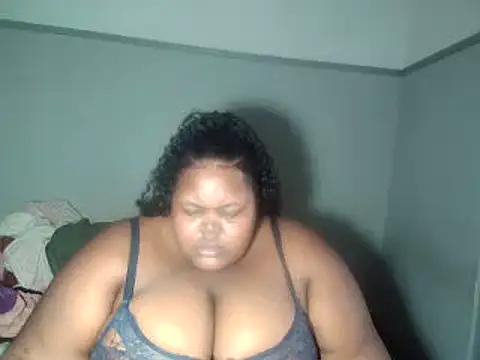 BbwEbonyQueen95 from StripChat