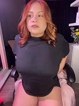 Beamber_ from StripChat is Freechat